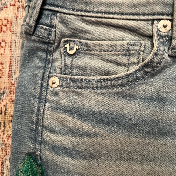 True Religion Women's Skinny Jeans - Blue with Red Floral Embroidery - Picture 9 of 14